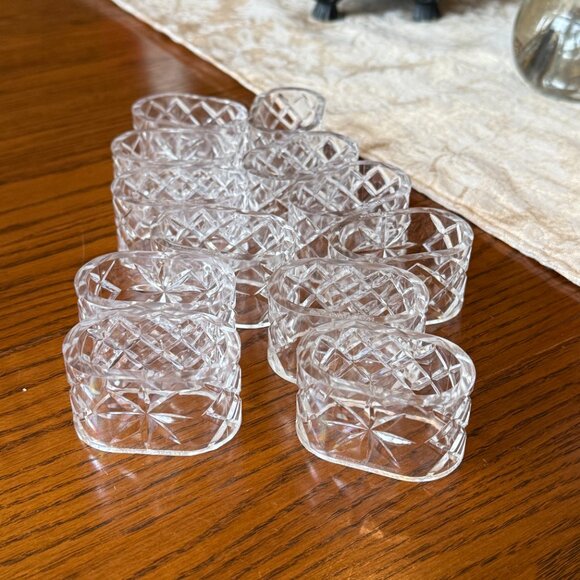 12 Vintage Acrylic Napkin Rings - Picture 12 of 13